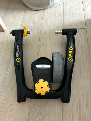 CycleOps Pro indoor bike trainer - used, good condition