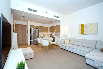 Fully Furnished | Modern 2 Bedrooms | Pool View