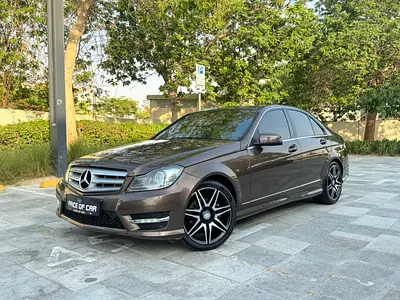 GCC 2014 Mercedes-Benz C200 2.0L 4 Cylinders // IMMACULATE CONDITION!!!