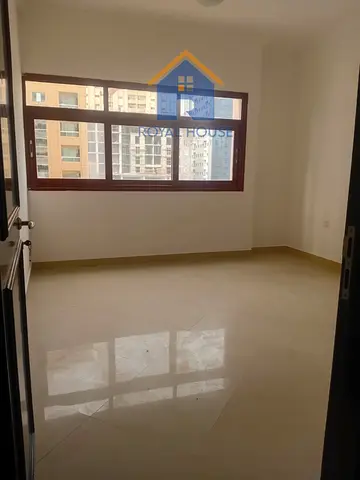 شقة غرفة وصالة للإيجار السنوي في الخان بحمامين موقع مميز 35000 درهم سنوياً 4 دفعات وتأمين 2000 درهم فقط