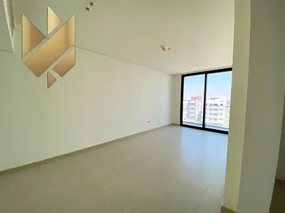 غرفتين وصاله - الزاهيه - اطلاله جزابه - موقع متميز -  بلكونه - 2 حمام - على 12 دفعه - شيك تأمين لا يصرف - بدون عموله