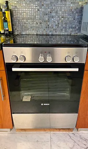 Bosch Brand Latest Model Electric Ceramic 4 Hobs Ceramic Cooker Range Size 60 X 60cm