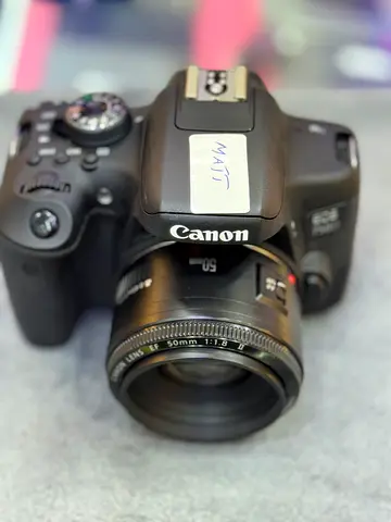 Canon 750d