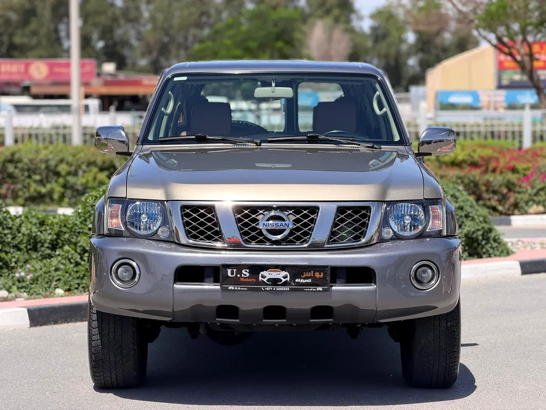Nissan Patrol Safari 2021 — photo 1 of 17