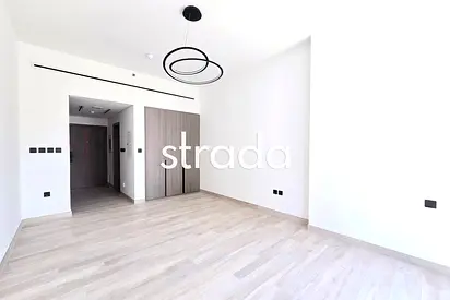 Prime Location | Corner Unit | Large Balcony