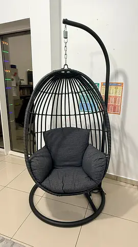 Stylish Hanging Egg Chair