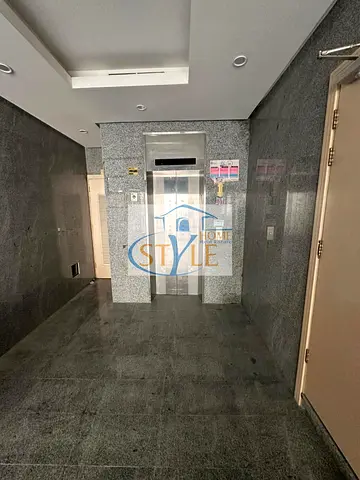 للبيع بناية في مويلح – فرصة استثمارية مميزة