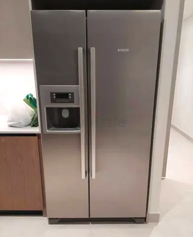 Bosch side by side refrigerator new condition