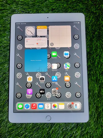 ipad 6th generation 32GB 
delivery available