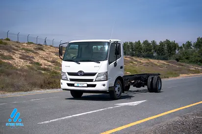 2020 Hino 300 Series 916 Bare Chassis - Diesel -GCC -Manual Transmission