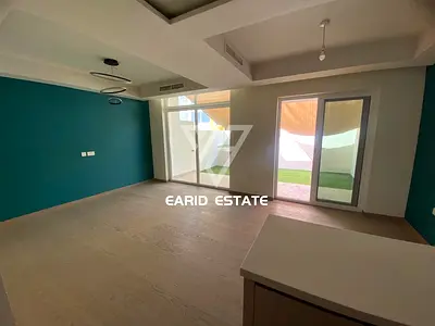 Vacant by 30th April | 3BR Villa | Spacious 2,090 Sqft | Excellent Condition