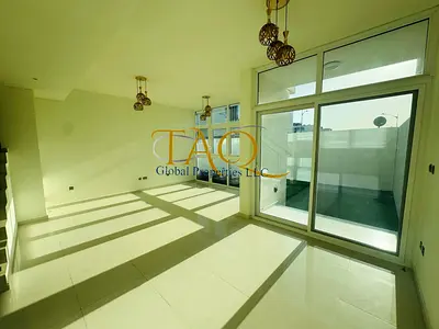 AMPLE 3BR + MAID'S l MIDDLE UNIT l FURNISHED l