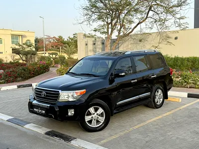 GCC 2014 TOYOTA LAND CRUISER GXR 4.0L V6 • ORIGINAL PAINT • SINGLE OWNER •  NEW TIRES !!