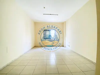 Spacious 1bhk on the road Bullding family Bullding flexible payment