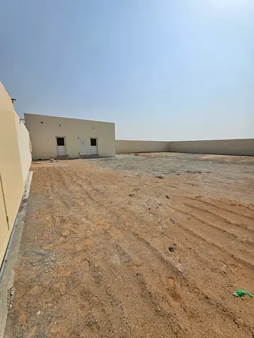 📦 أرض مميزة للإيجار في الصجعة – جاهزة للتخزين