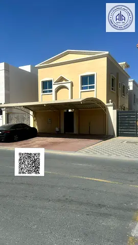 للايجار السنوي فيلا فخمه علي طريق رئيسي بسعر طيب