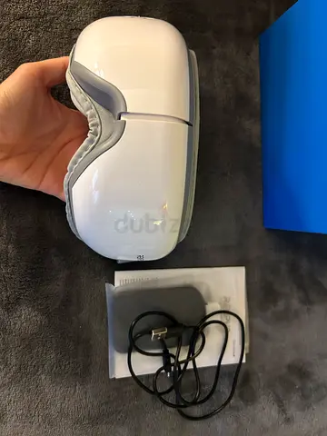 Eye massager