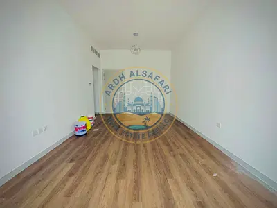 Huge size 2 bhk with wardrobes master room 2 full bath balcony ready to move you come and see hope you like it