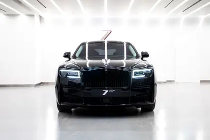 Rolls-Royce Ghost Standard 2022 - GCC Specs - Pristine Condition | black badge kit |