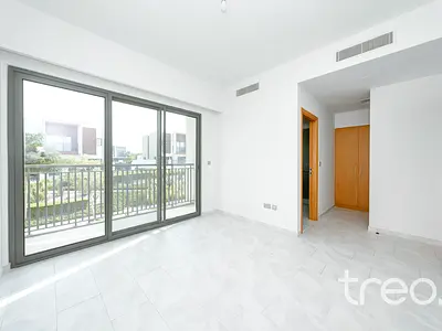 Near Amenities | Single Row | Corner Unit