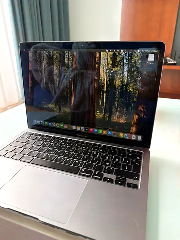 Mac book air 2020 m1 clean