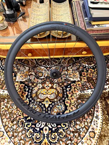 Carbon Wheelset Bontrager Aeolus Elite 35