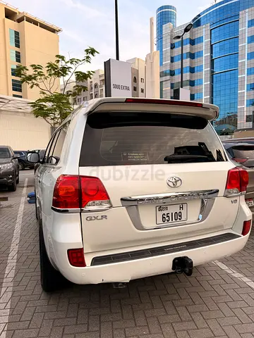 Toyota Land Cruiser V8 2015 GX.R TOP GCC