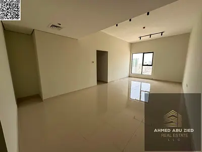 موقع مميز | غرفتين نوم ( 1 ماستر ) | بلكون باطلالة مفتوحة | صاله بمساحة ممتازه | خزائن الحائط | مطبخ | تشطيب سوبر ديلوكس | 2 حمام | تكييف مركزي