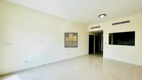 شقة بغرفة نوم واحدة | شقق الحدائق 8 | شرفة | إطلالات على المدينة والمنتزه