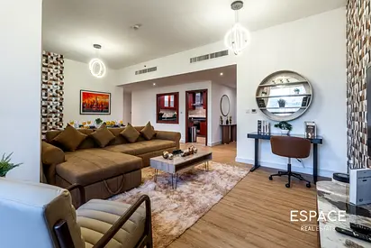Sea view | Furnished | Vacant