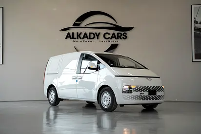 HYUNDAI STARIA 2.5L DIESEL AUTOMATIC 3-SEATER VAN 2025 – GCC SPECS | EXPORT ONLY