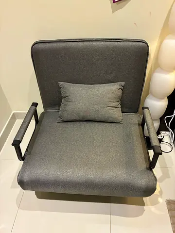 3-in-1 Folding Arm Chair / Convertible Sleeper – Gray (Very Good Condition)