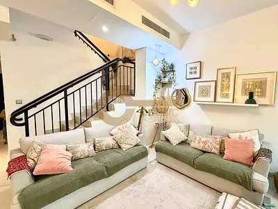 Upgraded 3 BR | Garden and Community Views