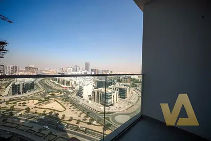 READY TO MOVE IN | CITY/ PARTIAL MIRACLE GARDEN VIEW