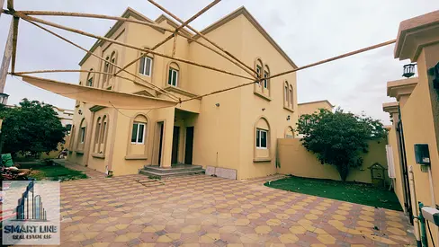 5 Bedroom Villa With All Master Room majlis Room Laundry Room Outside have Space and Parking Close to family park & Mosque