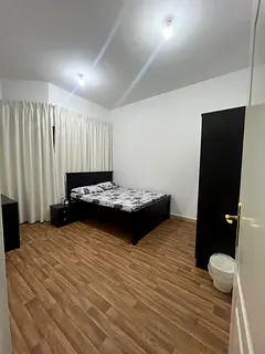 Well maintained Spacious Room available for monthly rent. The room also comes with a corniche view!!