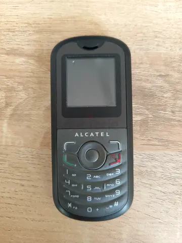 Alcatel basic feature phone - used, working