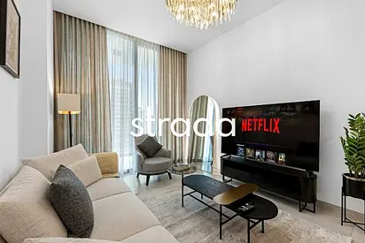 Designer Inrerior| Prime Location | Top Amenities