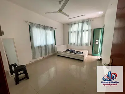أرخص غرفه وصاله بالقاسميه المحطه -بلكون باطلاله مميزه جدا -غاز مركزي وتكييف مركزي -مطبخ منفصل للخصوصيه