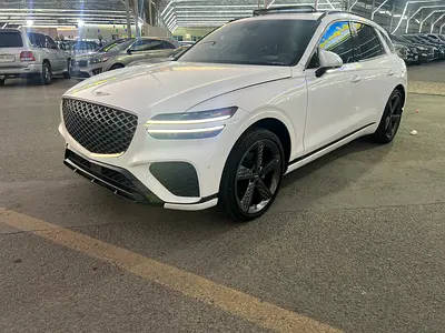 2022 Genesis GV70 Royal Sport - American Specs - GCC Ready!