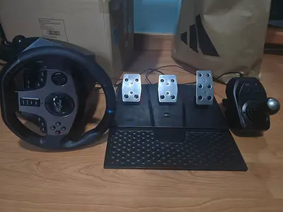 Racing wheel with pedals and gear shifter(Pxn V9)