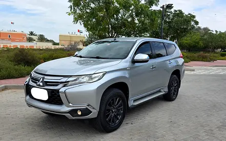 Mitsubishi Montero Sport GLS 2WD 2016 - GCC Specs