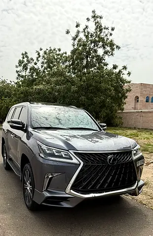 Lexus 2018 GCC | Single Owner | Full Agency Service | Accident-Free | Original Paint