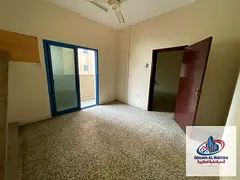 Three-bedroom apartment with a living room in Al Shuwaiheen area - priced at AED 35,000 annually - v