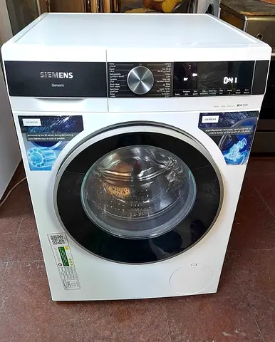 SIEMENS iQ300 Latest New Model 10kg Washing machine