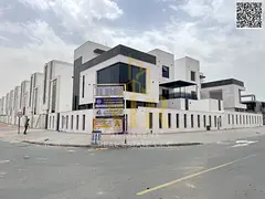 Corner villa, two floors, roof, swimming pool, and elevator, price includes registration and ownersh