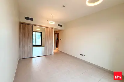 Spacious 1BR | Big Balcony | Near Park & Hospital