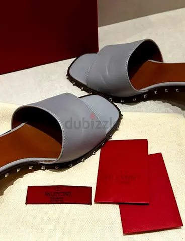 حذاء ڤالنتينو VALENTINO