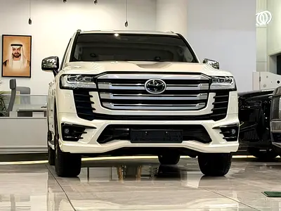 2024 Toyota Land Cruiser VXR - GCC Specs - Brand New