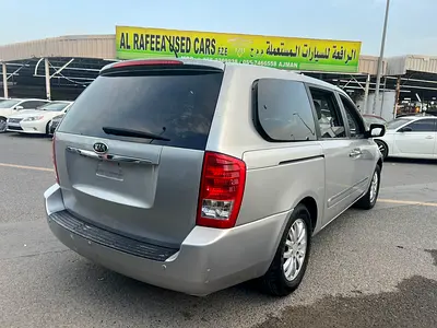 2011 KIA SEDONA — фото 5